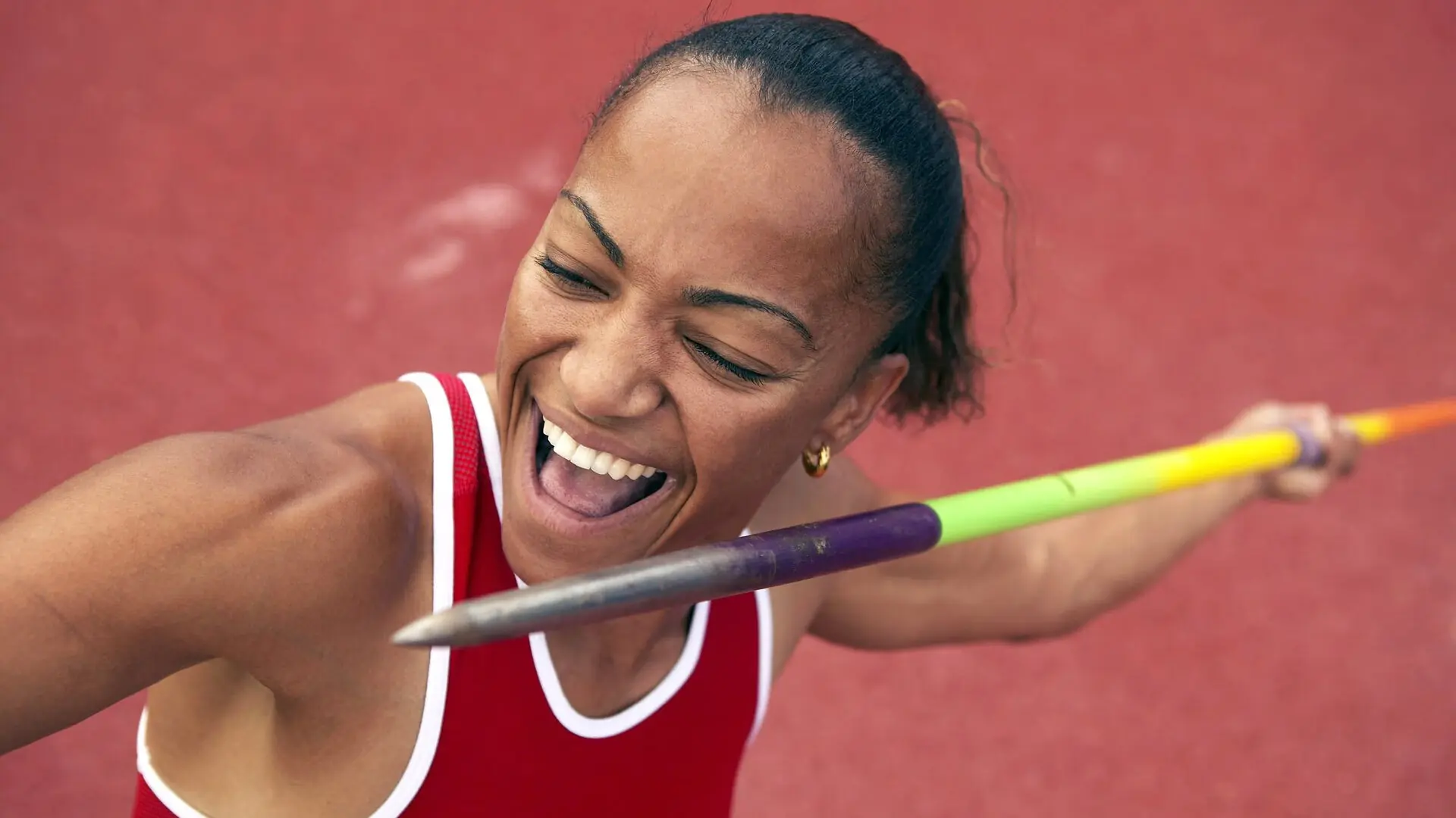 长途追逐：跨越大陆的激烈竞速，长途奔袭是成语吗